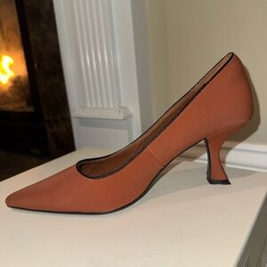 Anthropologie CAVERLEY Lola Pump Heels